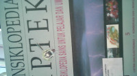 Image of Ensiklopedia IPTEK 5, Listrik dan Elektronika